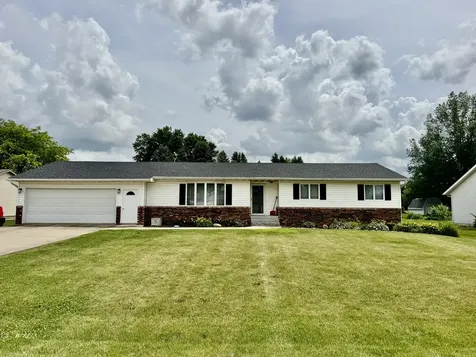 25445 Indian Ridge Road Sterling IL 61081