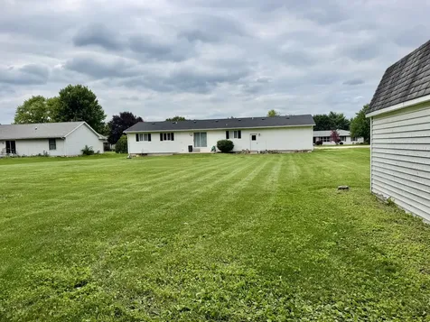 25445 Indian Ridge Road Sterling IL 61081