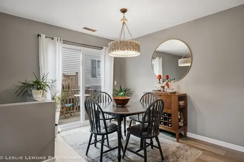 446 Valley Drive Naperville IL 60563