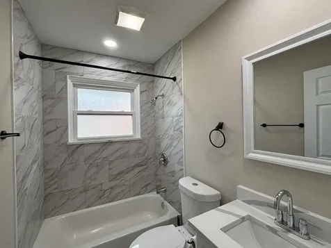 2036 Lake Avenue Wilmette IL 60091