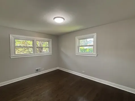2036 Lake Avenue Wilmette IL 60091
