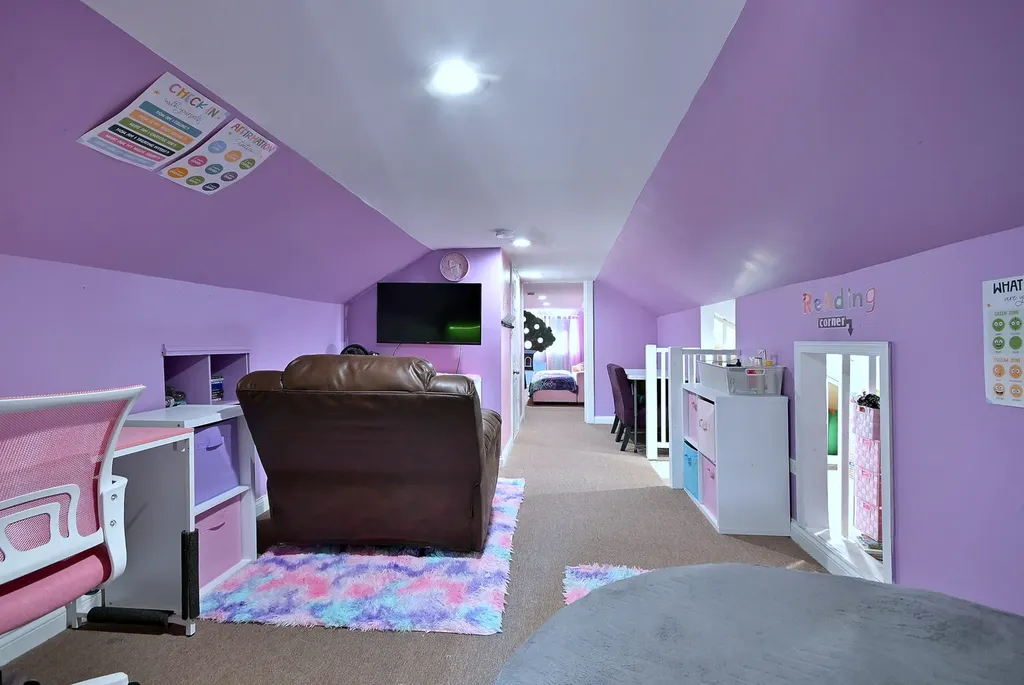 2924 North Linder Avenue Chicago IL 60641