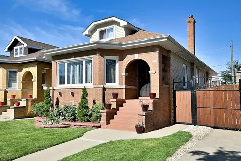 2924 North Linder Avenue Chicago IL 60641