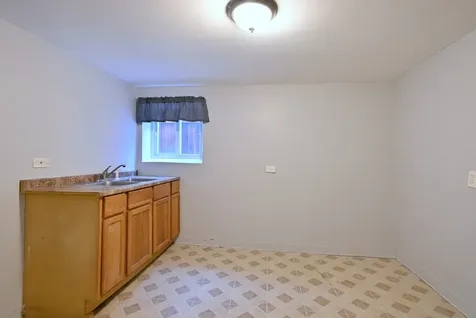 2924 North Linder Avenue Chicago IL 60641