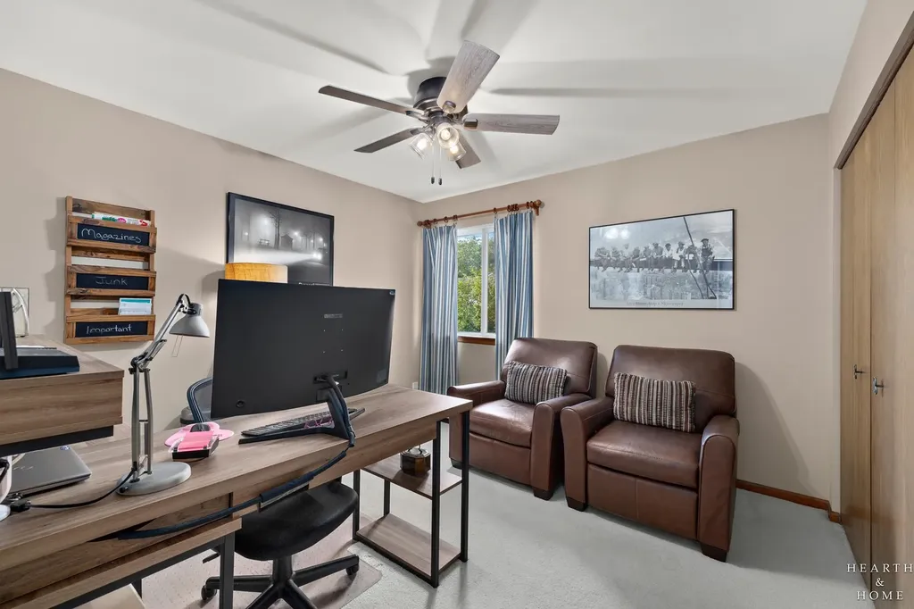 624 Lorree Lane Lake In The Hills IL 60156