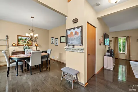 624 Lorree Lane Lake In The Hills IL 60156
