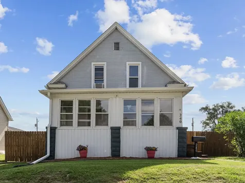 240 45TH Street Moline IL 61265