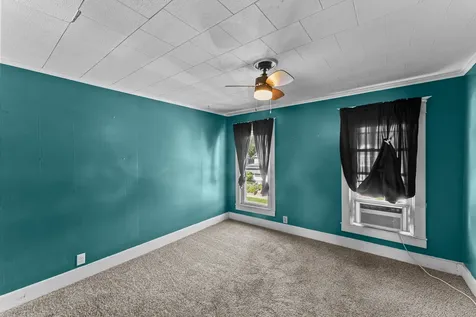 240 45TH Street Moline IL 61265
