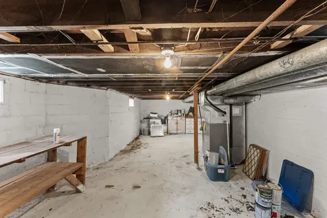 240 45TH Street Moline IL 61265