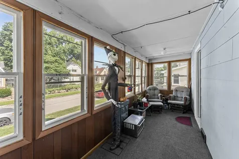 240 45TH Street Moline IL 61265