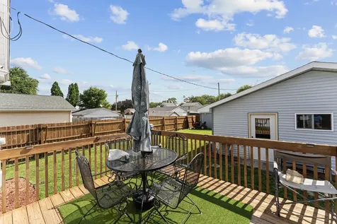 240 45TH Street Moline IL 61265