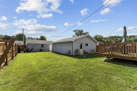 240 45TH Street Moline IL 61265