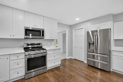 6611 Cape Cove Circle Crystal Lake IL 60012