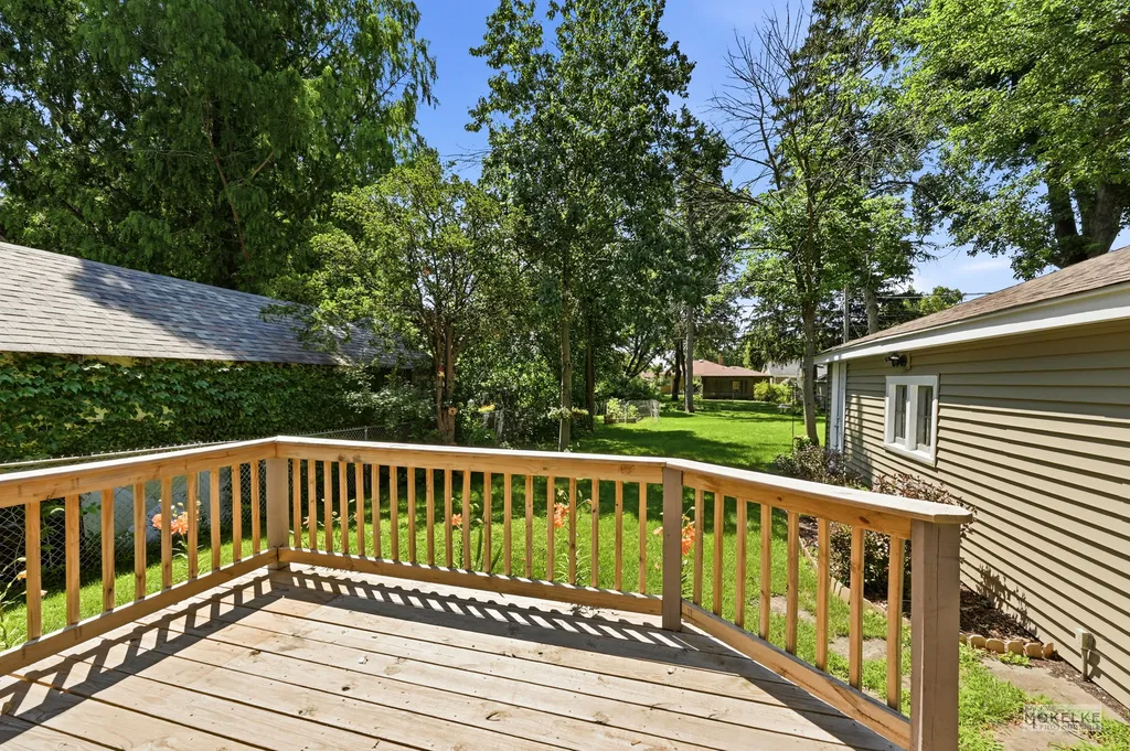 125 West Adams Street Villa Park IL 60181