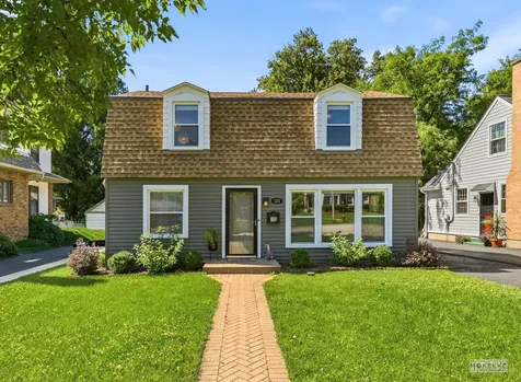125 West Adams Street Villa Park IL 60181