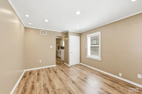 125 West Adams Street Villa Park IL 60181