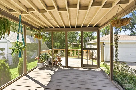 125 West Adams Street Villa Park IL 60181