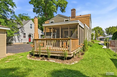 125 West Adams Street Villa Park IL 60181