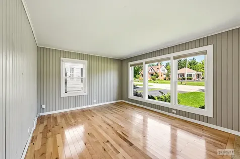 125 West Adams Street Villa Park IL 60181