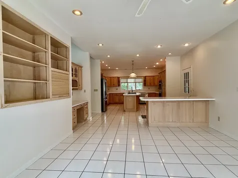 2202 Meadows Drive Sterling IL 61081