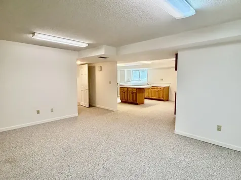 2202 Meadows Drive Sterling IL 61081