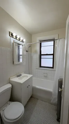 5304 West Potomac Avenue Chicago IL 60651