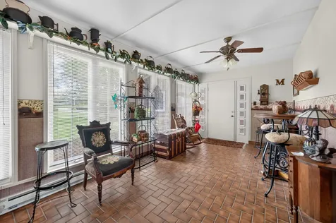 511 North Woodland Drive Dixon IL 61021