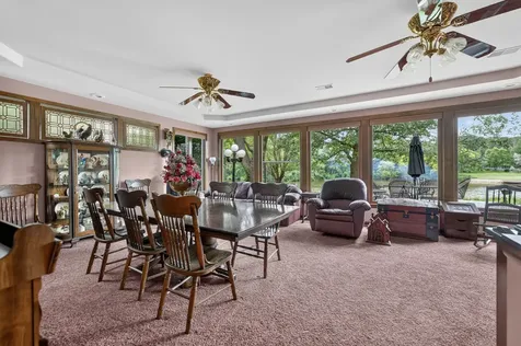 511 North Woodland Drive Dixon IL 61021