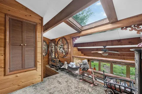 511 North Woodland Drive Dixon IL 61021