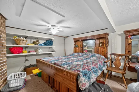 511 North Woodland Drive Dixon IL 61021