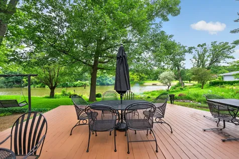 511 North Woodland Drive Dixon IL 61021
