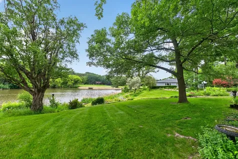 511 North Woodland Drive Dixon IL 61021