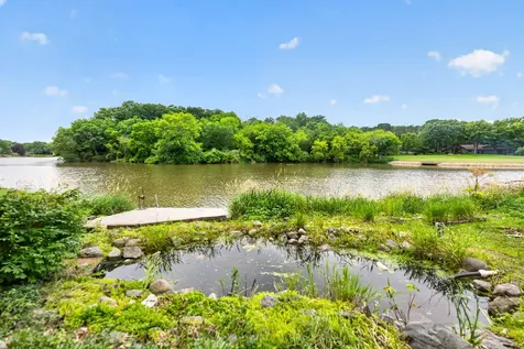 511 North Woodland Drive Dixon IL 61021