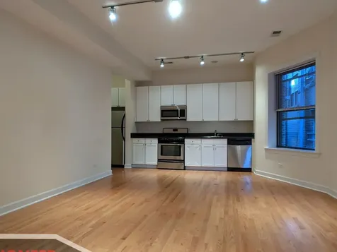 4715 North Sheridan Road Chicago IL 60640
