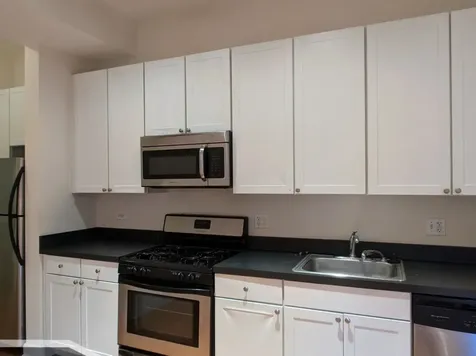 4715 North Sheridan Road Chicago IL 60640