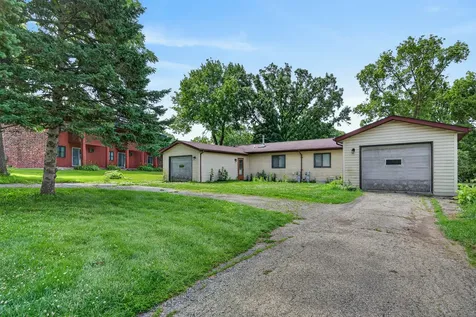 417-419 Jackson Street Genoa IL 60135