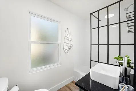 7411 North Wolcott Avenue Chicago IL 60626