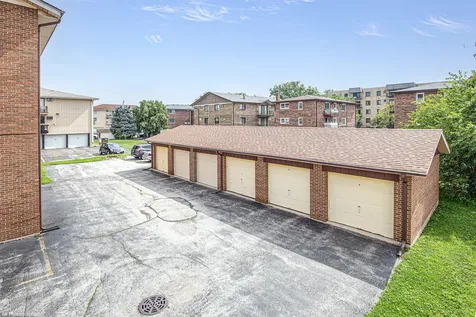 10333 Mayfield Avenue Oak Lawn IL 60453