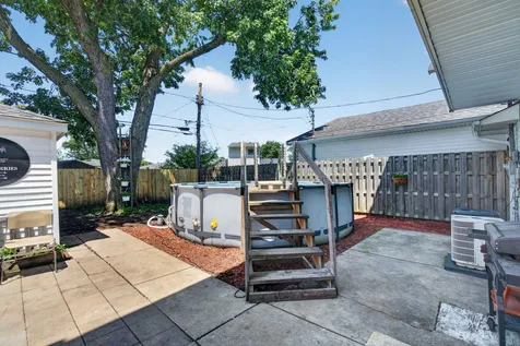 8856 South Komensky Avenue Hometown IL 60456