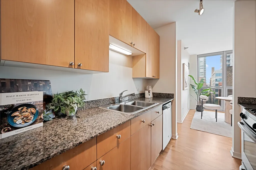 200 West Grand Avenue Chicago IL 60654