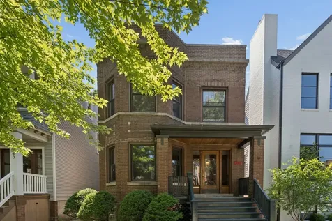 3842 North Bell Avenue Chicago IL 60618