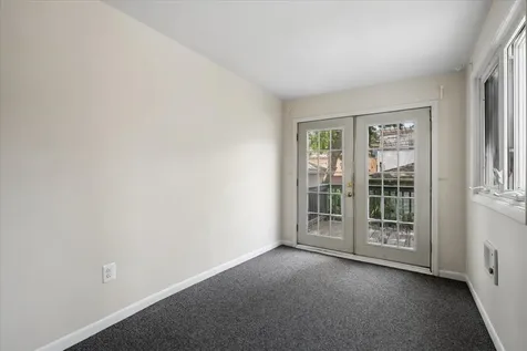 3842 North Bell Avenue Chicago IL 60618