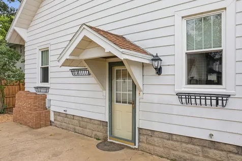 603 North Jefferson Avenue Dixon IL 61021