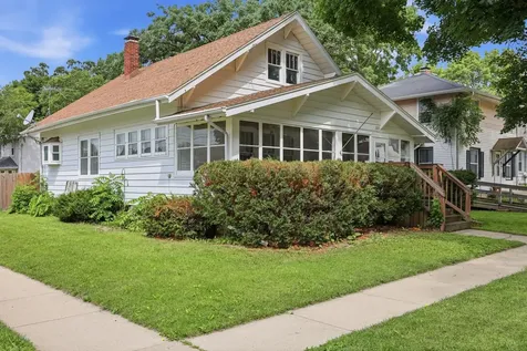 603 North Jefferson Avenue Dixon IL 61021
