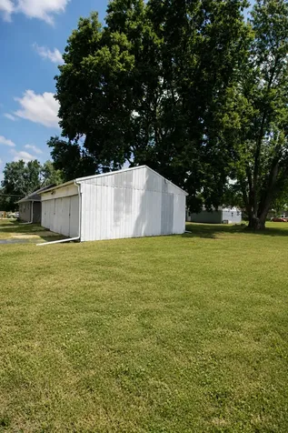 1820 West 9th Street Dixon IL 61021