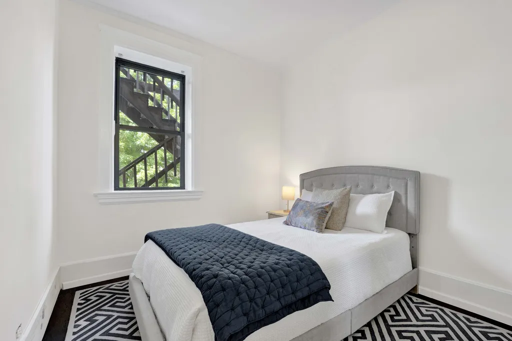 2120 North Clark Street Chicago IL 60614