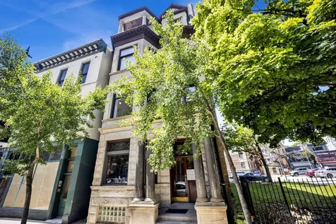 2120 North Clark Street Chicago IL 60614