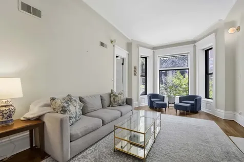 2120 North Clark Street Chicago IL 60614