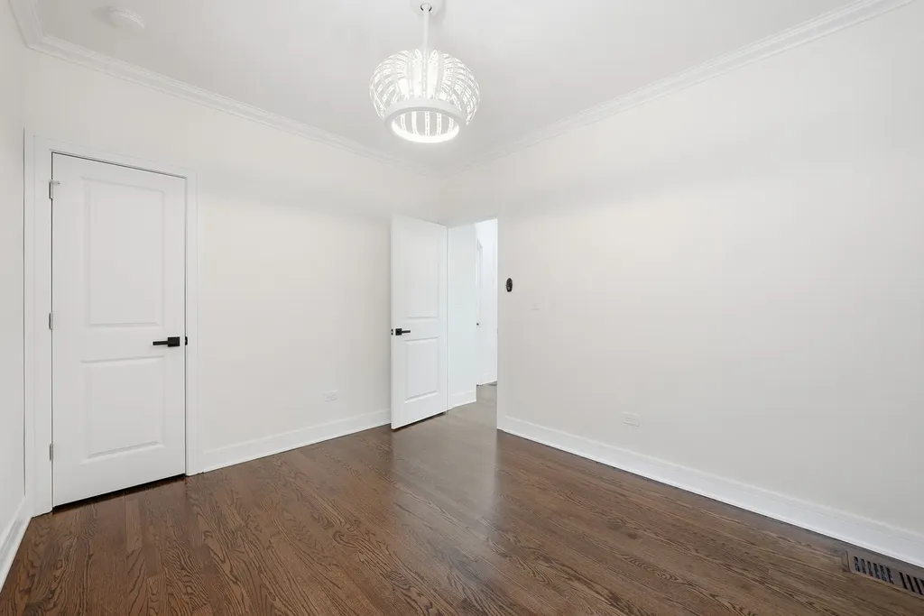 8623 South Wood Avenue Chicago IL 60620