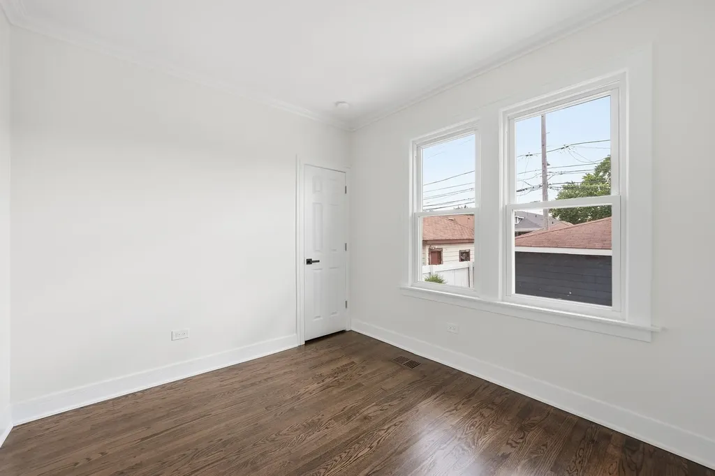 8623 South Wood Avenue Chicago IL 60620
